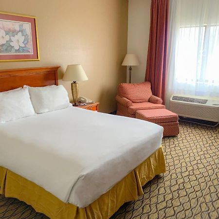 Baymont By Wyndham Chelsea Hotel Kültér fotó