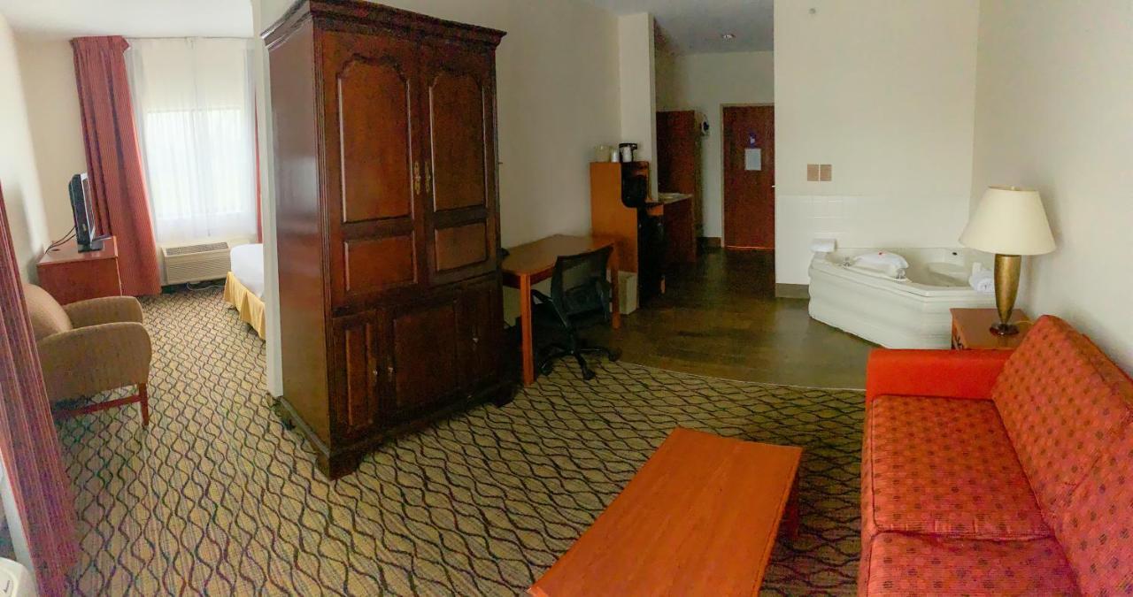 Baymont By Wyndham Chelsea Hotel Kültér fotó